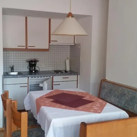 Pensionat Aggenstein 3*