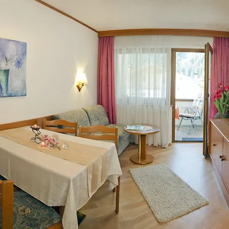 Konukevi Aggenstein 3*